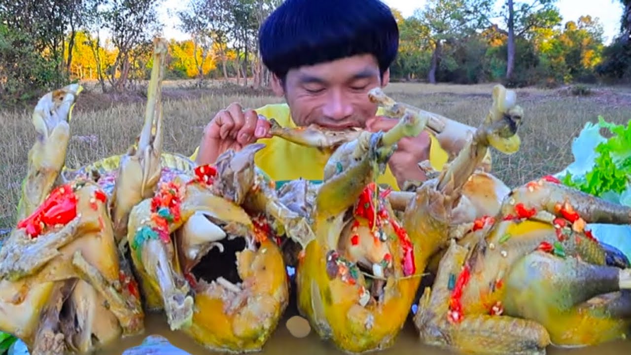 ไก่บ้านแซ่บๆคักอีหลีครับพี่น้องMUKBANG EATING SHOW/โก้อีสานพาแดก