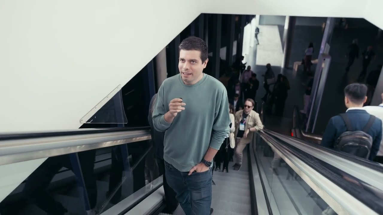 D&iacute;a 1:  Pau Garcia-Mila vive en primera persona el 4YFN de la mano de @BancoSabadell