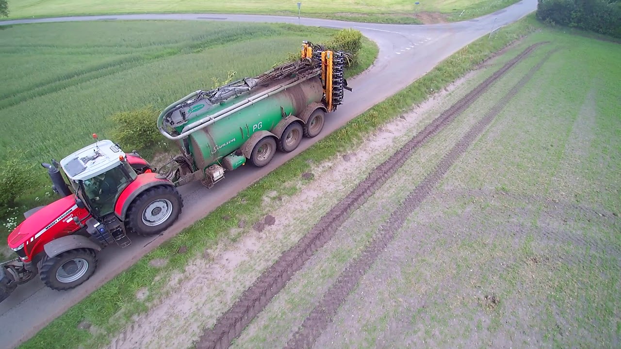 **slurry injection grass with Massey Ferguson 8690 & Samson PG25 & 12 M. Duport** **