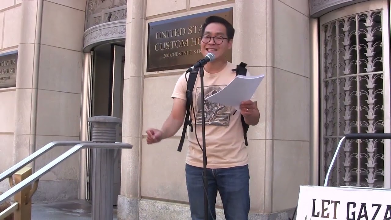 20250912 Rev Peter Ahn speaks for Palestine at Fridays at Fetterman's weekly rally MVI 0379