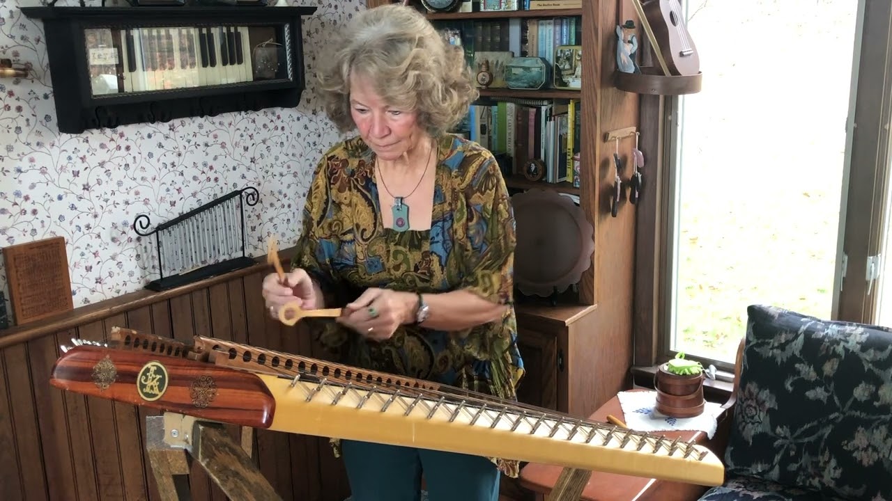 Sing We Now of Christmas/Pat A Pan on Hammered Dulcimer