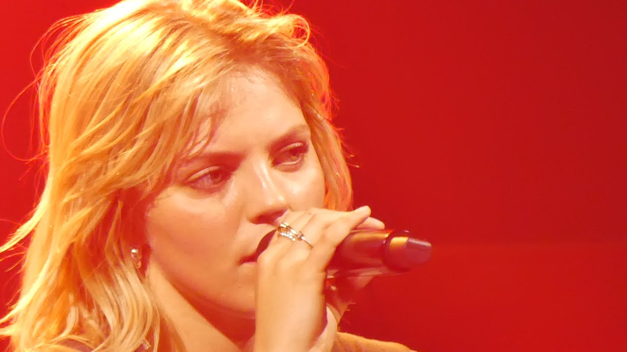 Reneé Rapp - Pretty girls / 23 / Tummy hurts - Live Paris 2024