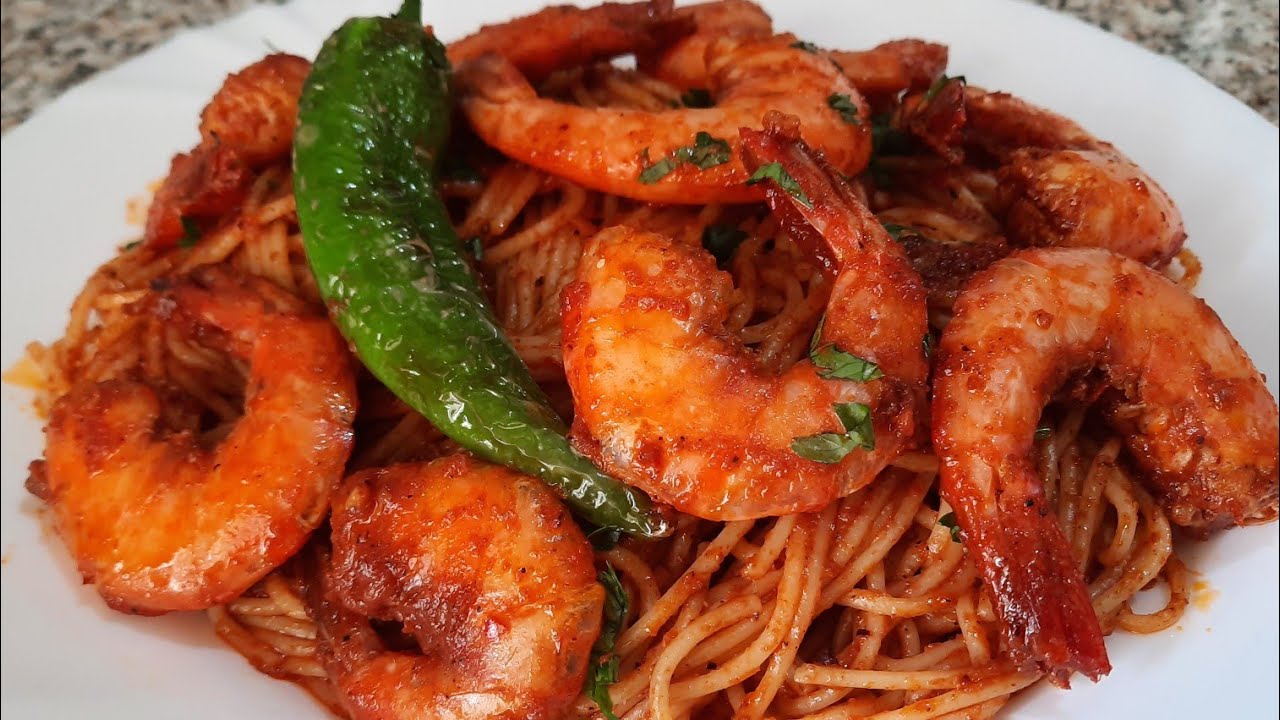 spaghetti au crevettes 🍤 مقرونة بالكروفات بطريقة ساهلة مع كل اسرار بنتها بنينة برشا 😋❤