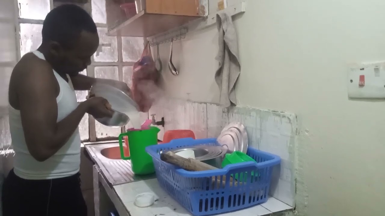 Pia sisi wanaume tunajua kupika chai watch until the end uone maajabu 🤣🤣🤣