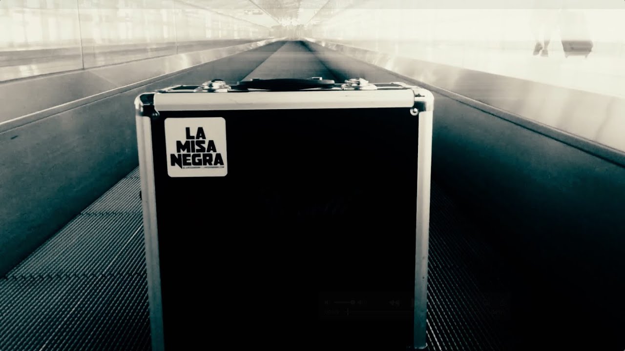 La Misa Negra - Acosadora (Official Video)