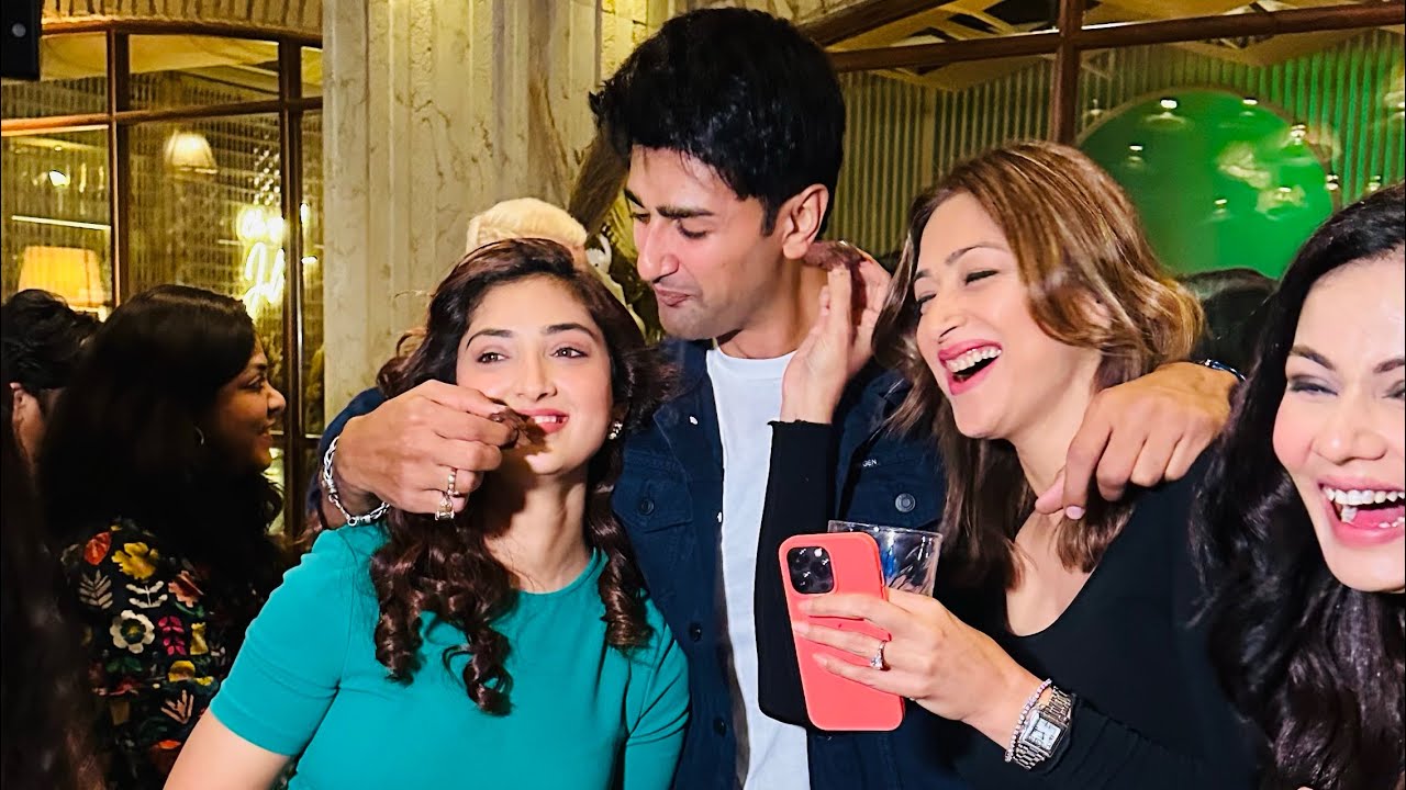 Aakhri Mulakat Pashminna ke sets pe | @Ishq with isha.