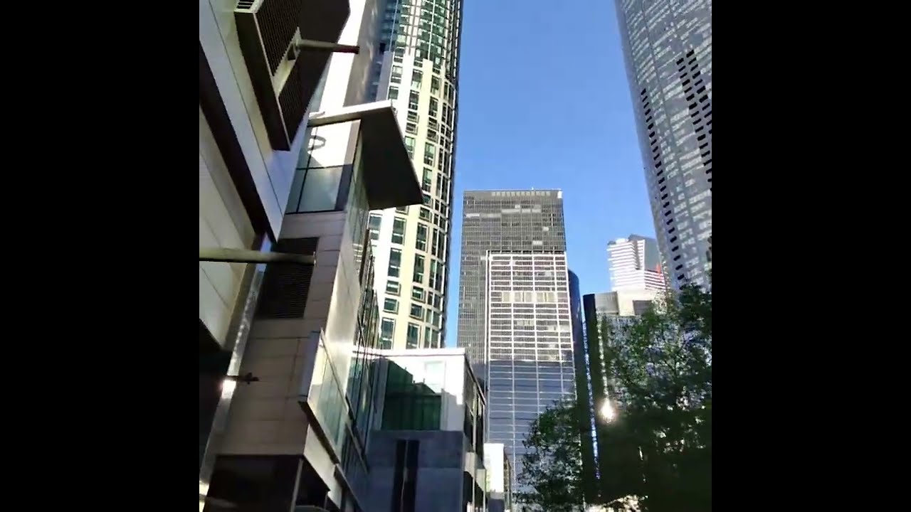 Crown Promenade Hotel Walk @vickerlytravels