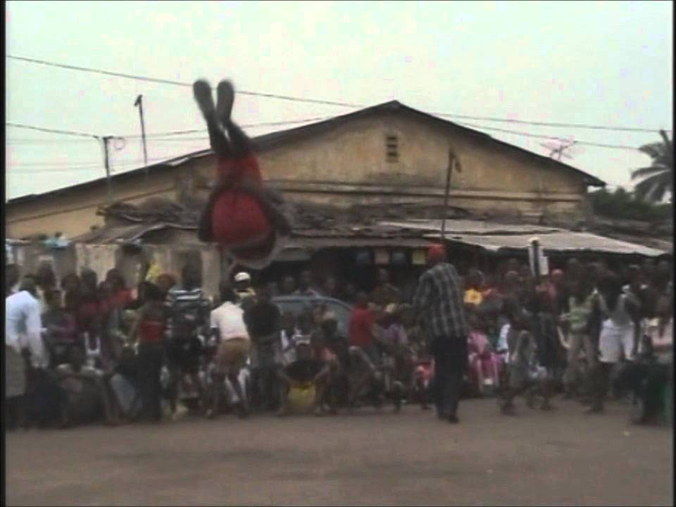 Doundounba Traditional Party a Guinee Conakry february 2011.wmv