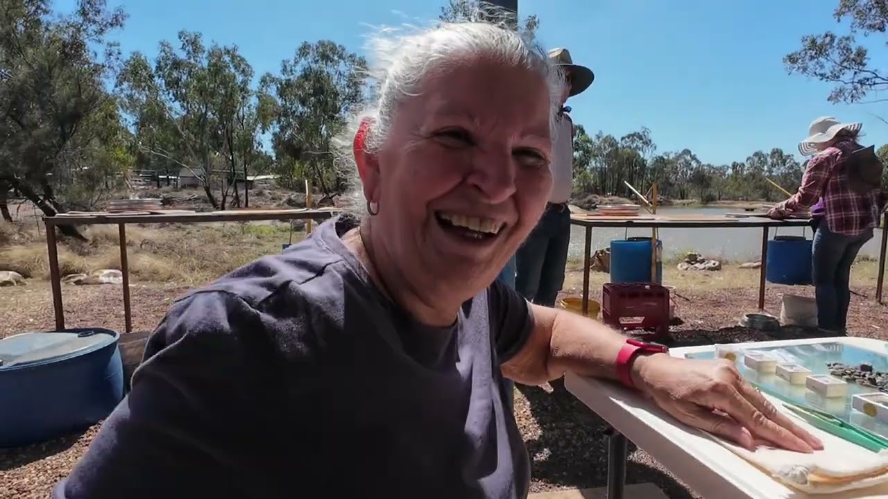 SAPPHIRE & RUBYVALE QLD