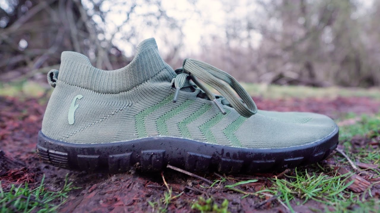 HOWGILL / freet barefoot shoes for muddy hiking and trail running