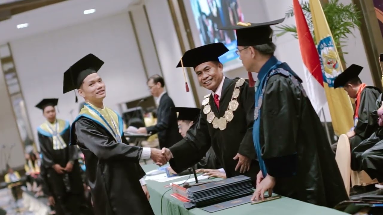 WISUDA SARJANA XXXVIII DAN MAGISTER IX UJAMKS