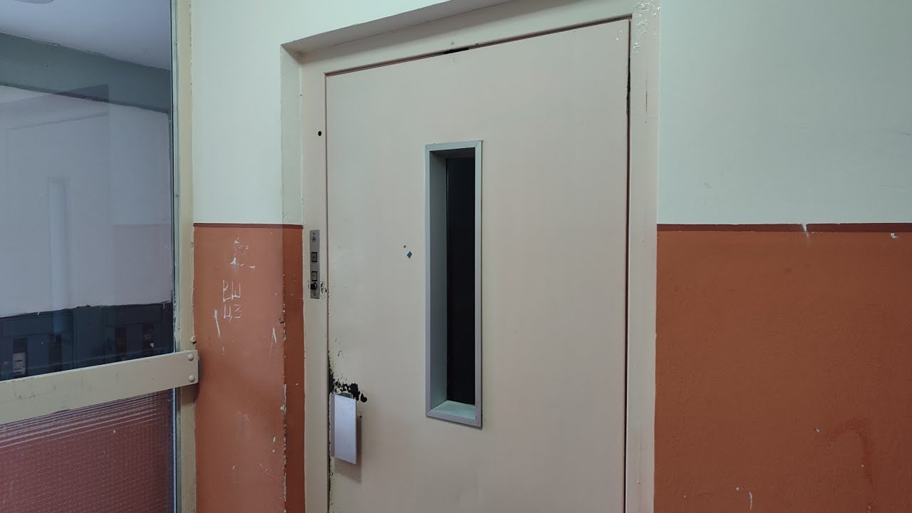 EPIC, FULLY ORIGINAL & INNERDOORLESS Končar lift - Vojnički Trg 22 - Vršac, Serbia