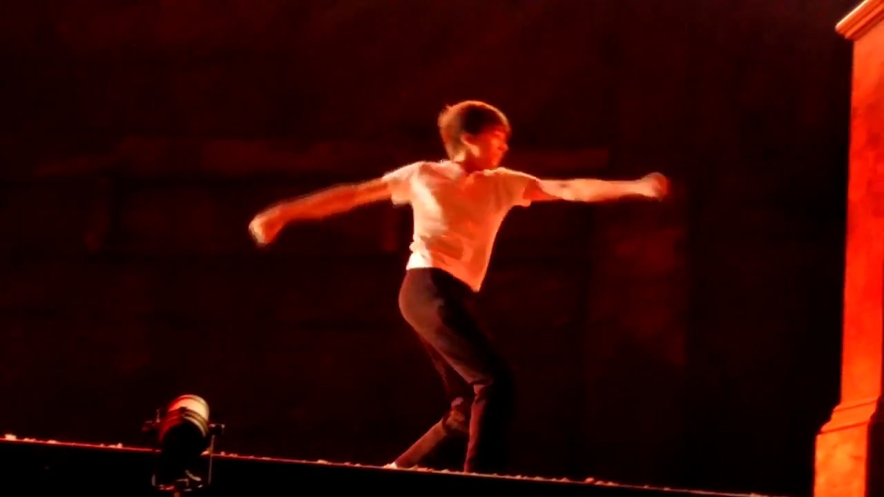 Ali Rasul - Electricity (Billy Elliot)