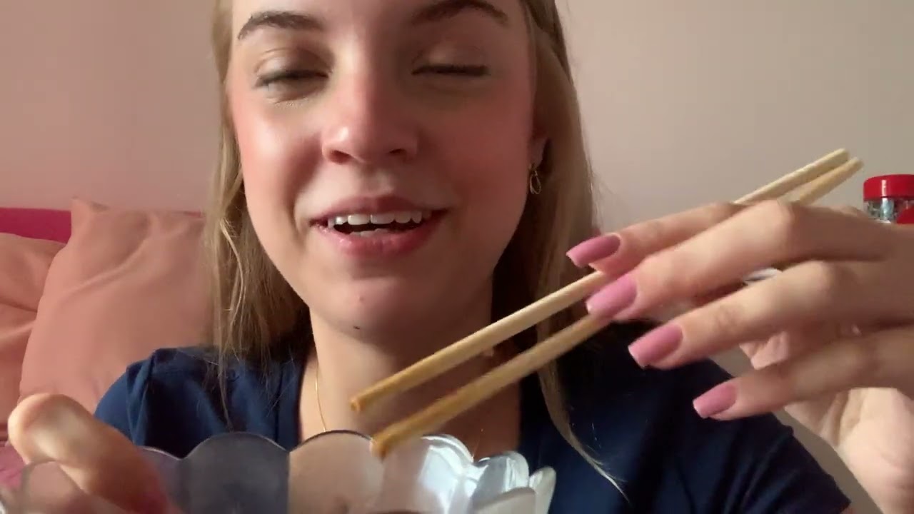 Asmr: Comendo sushi 🍣!!!