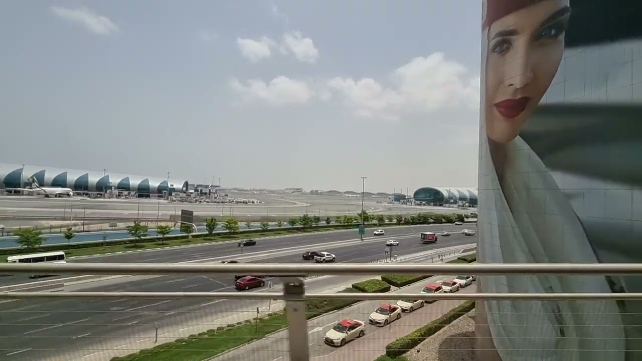 Dubai Al Rashidiya Centrepoint Metro Stn to Mall of the Emirates scenic train ride