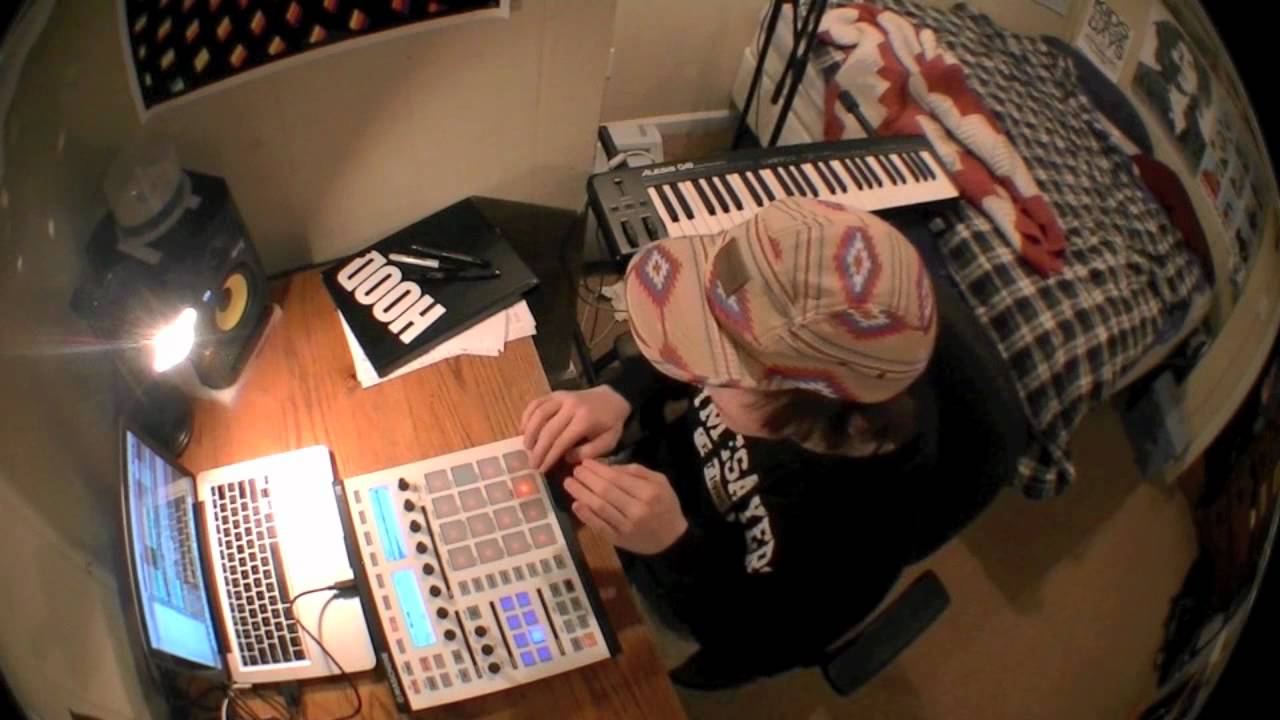 Felly - Helementary (Instrumental)