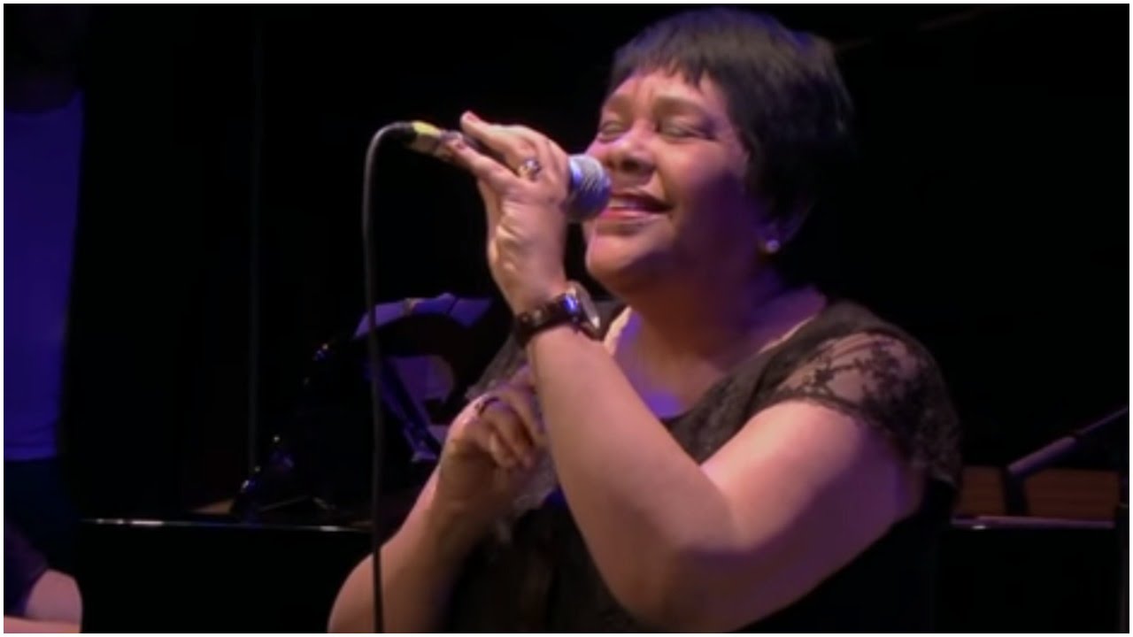 Rosa Passos  - Dindi (Antonio Carlos 