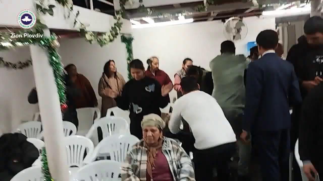 Неделна служба / Sunday service