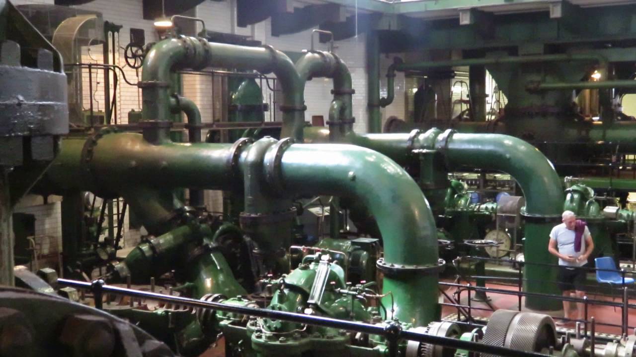 Kempton Park Steam Engines 160925