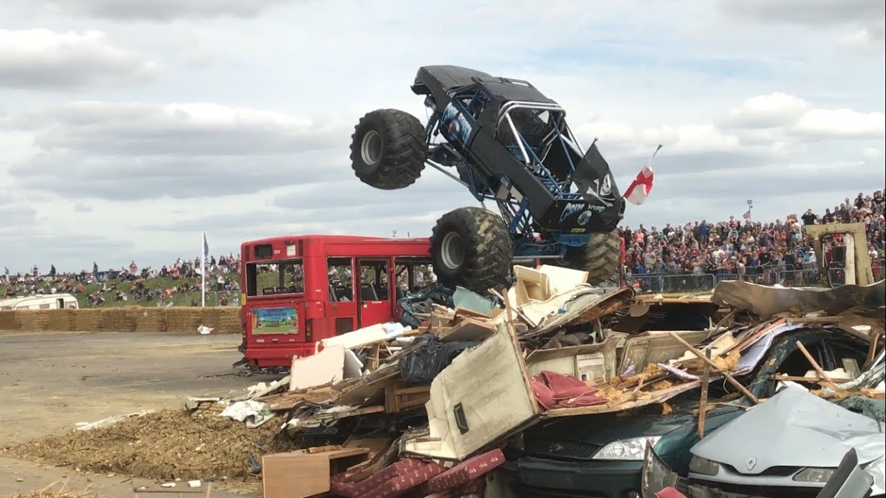 Grim Reaper Freestyle - UK Monster Truck Nationals 2017