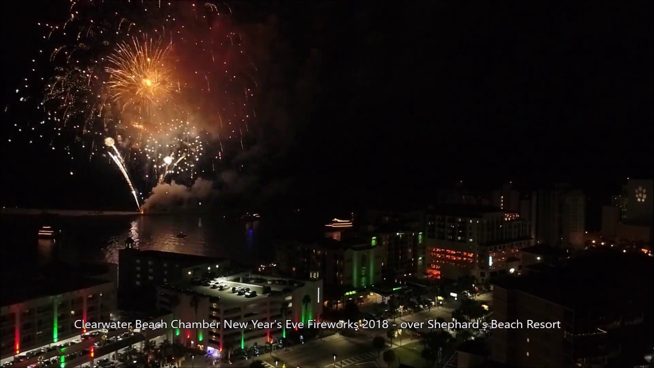 Clearwater Beach Chamber NYE Fireworks 2018