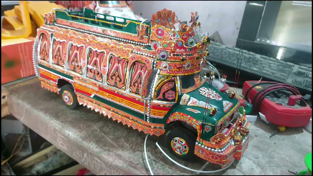 DIY RC MINIATURE BEDFORD ROCKET BUS WITH PAKISTANI DECORATION @PakScaleART