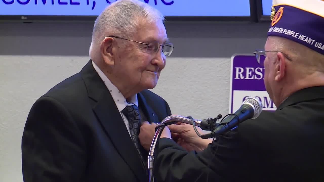 94-year-old Korean War veteran finally receives Purple Heart after nearly 70 years
