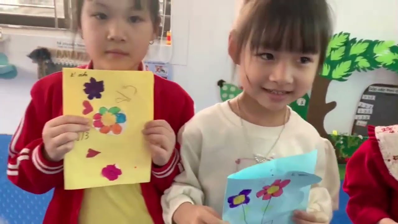 Làm bưu thiếp tặng mẹ ngày 8 tháng 3