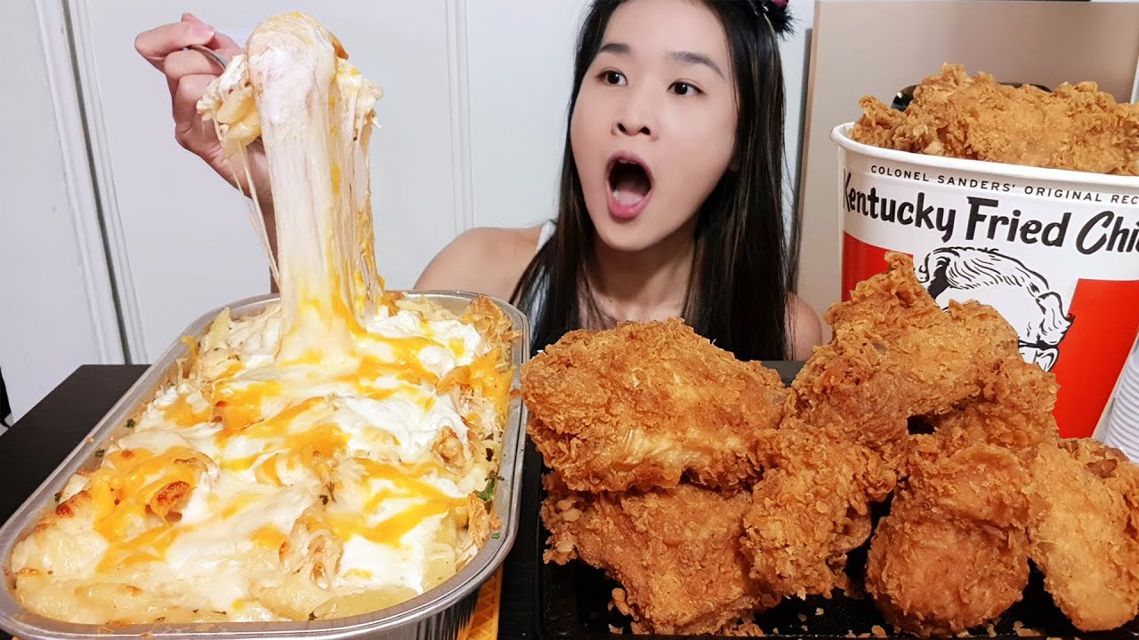 CREAMY ALFREDO! KFC Extra Crispy Chicken & Cheesy Alfredo Pasta - Cheese Pasta Mukbang w/ Asmr