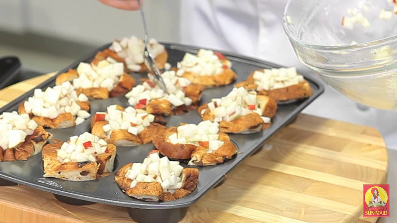 Recipe: Cinnamon Raisin Bread Apple Cupcakes