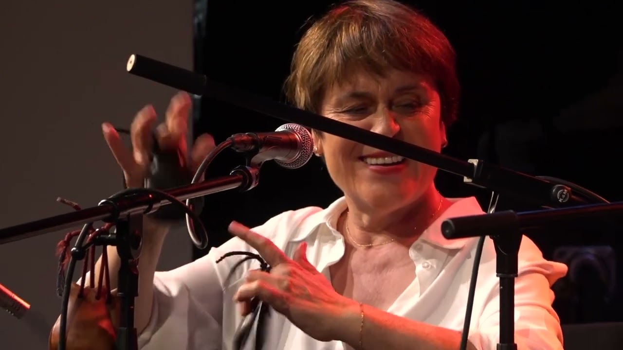Vig&uuml;ela @ Czech Music Crossroads 2023