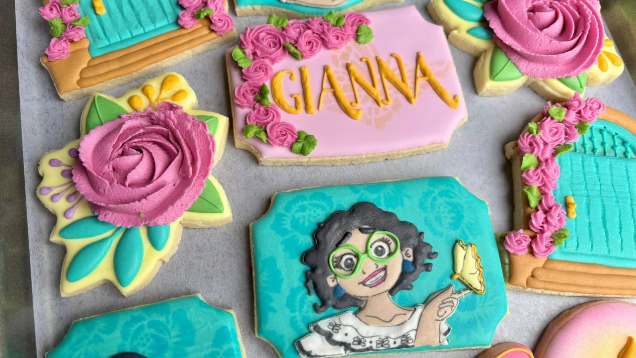 Encanto Sugar Cookie Decorating