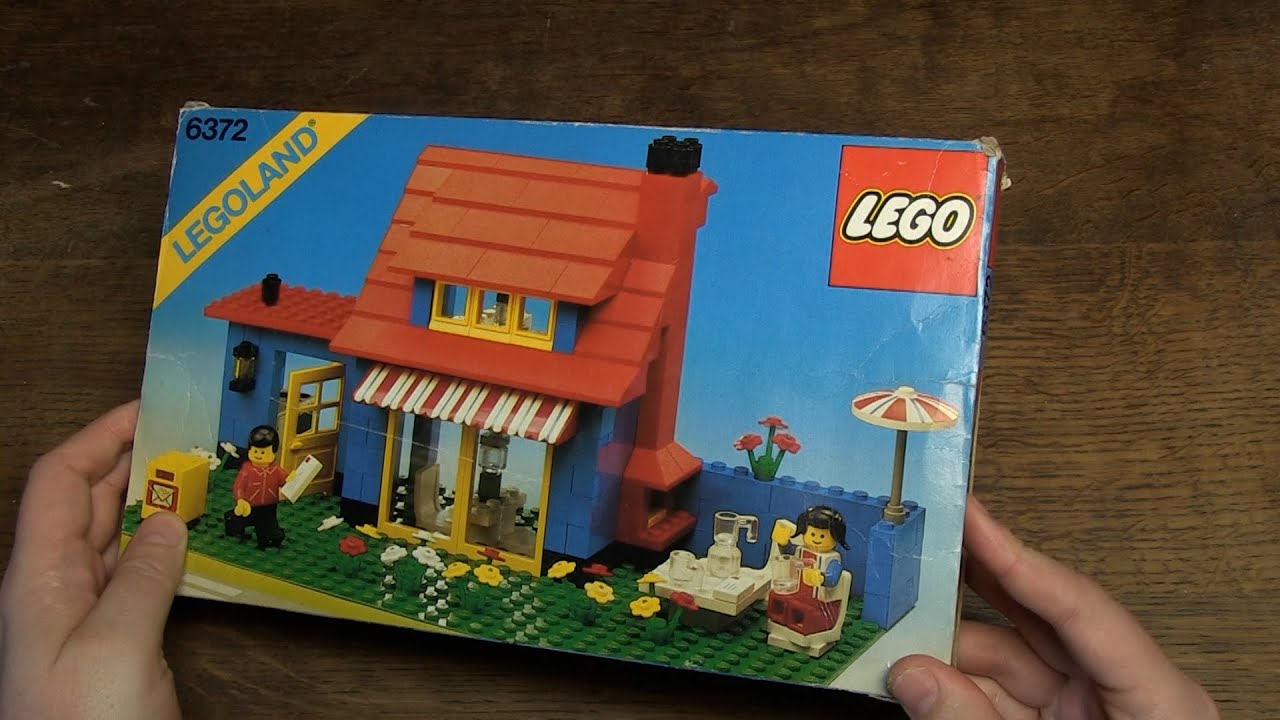 Unboxing, building and reviewing Legoset 6372 : Town house from 1982!