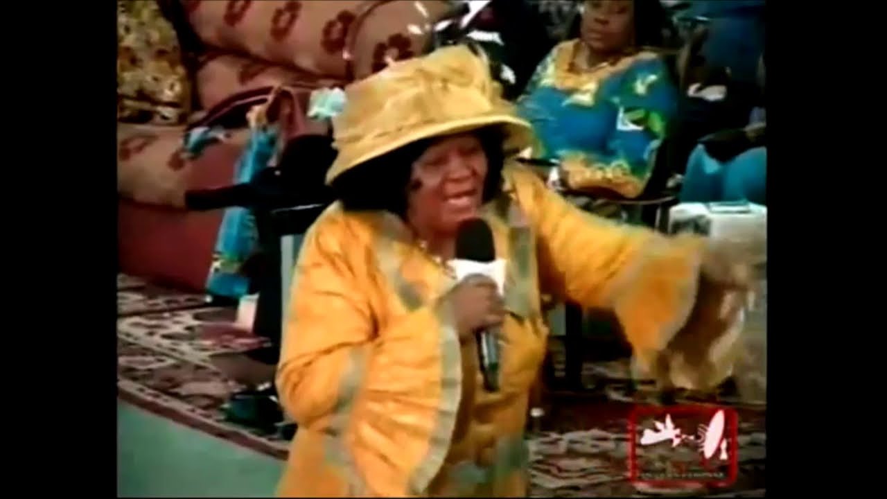 Maman OLANGI - Culte d'Adoration du 13 Mars 2016 - La sunamite qui était-elle ?