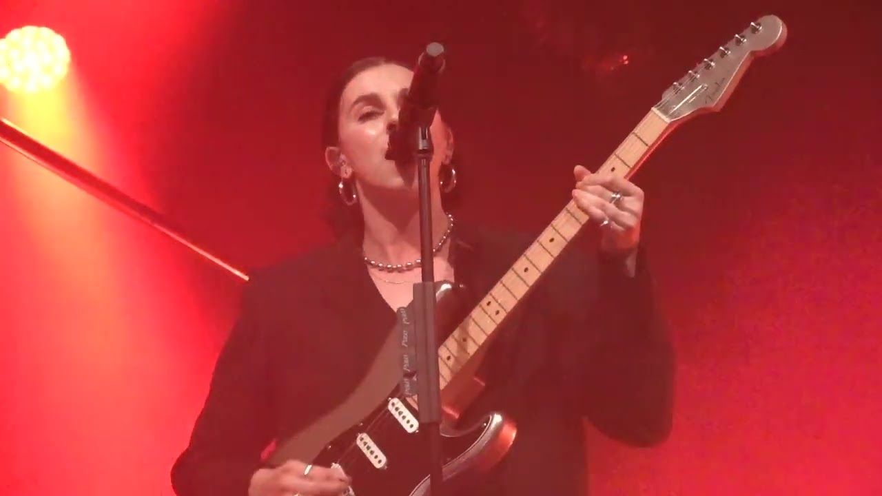 7/17 PVRIS - Fire @ Manchester Academy, UK 1/22/23