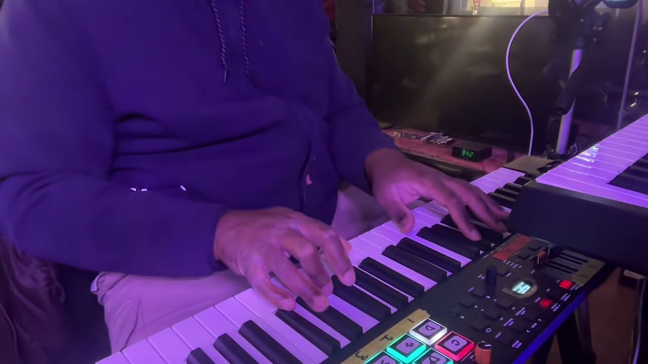 His Eye Is on the Sparrow (Sister Act 2) - Tuesday Night Piano Cover and Study in Gb