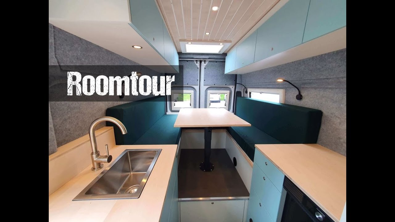 Fiat Ducato Ausbau mit grosser Nasszelle und einer Küche mit Backofen