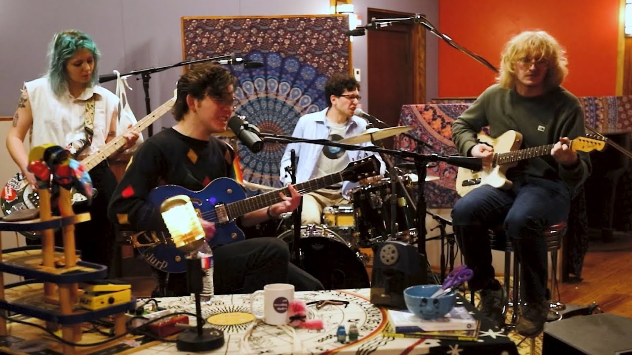 TROUBADOUR BY SLURP THE WORLD (Tiny Desk Live)