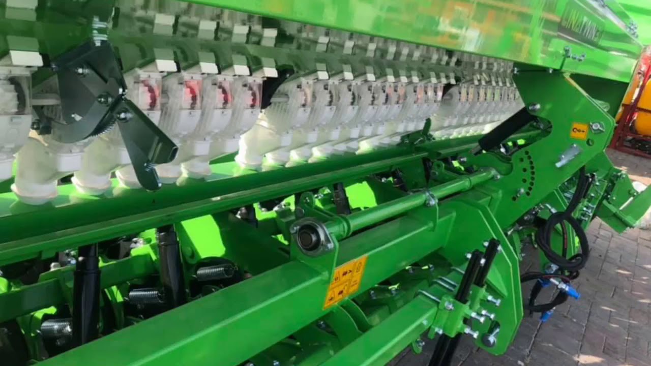 Semanatori de precizie Agro-Varro
