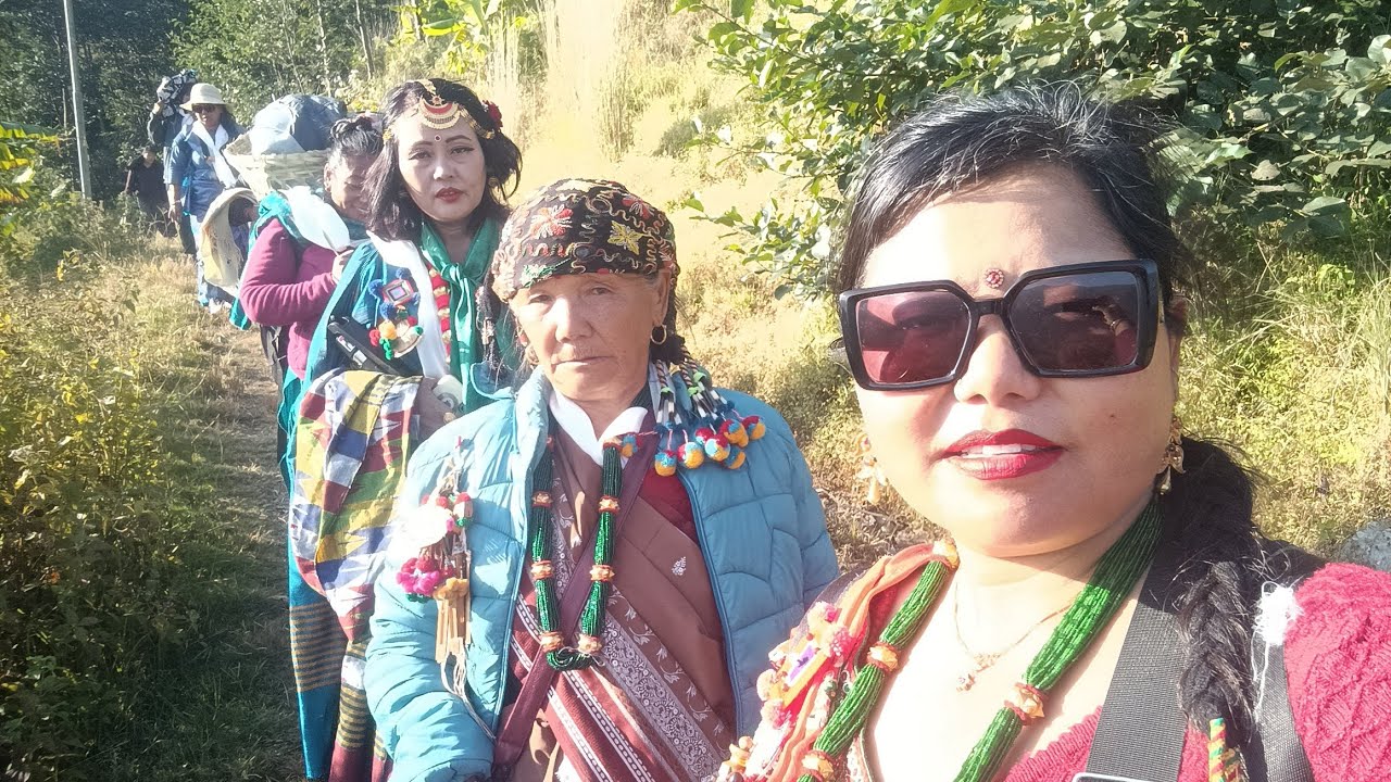 म त सबैतिर सबैको बिहे खाने हल्ला गर्ने छोरी चेली परे है🤭😁 यो भिडियोमा छु जुबुतिर 🙏