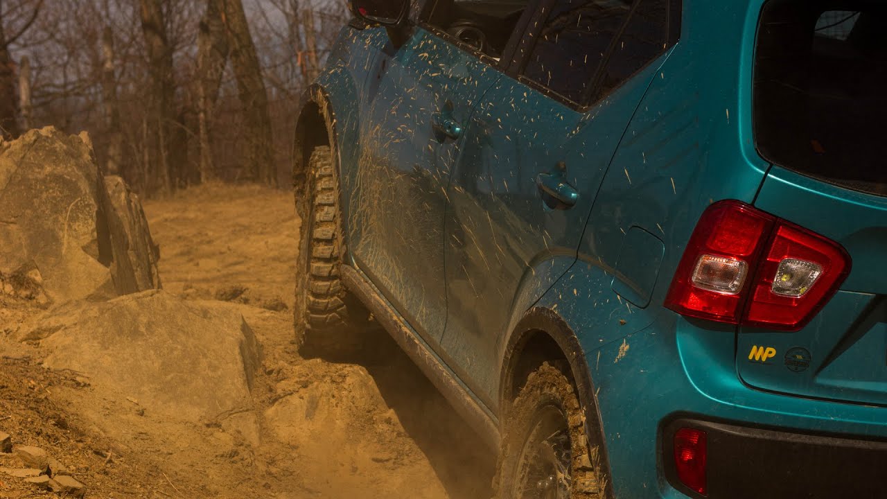 Suzuki Ignis / Jimny / Grand Vitara, Jeep Renegade, Mitsubishi Pajero, Dacia Duster go mud bogging