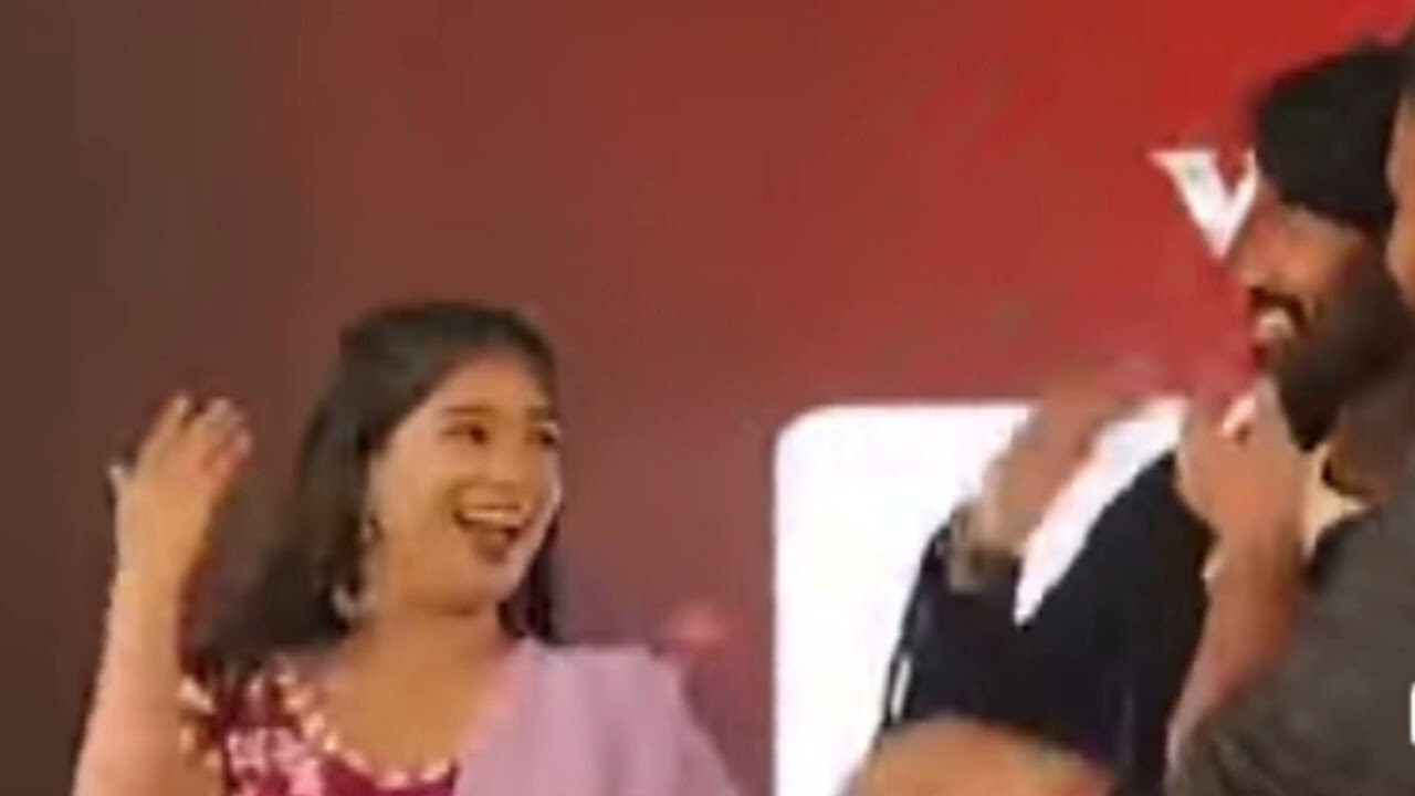 BIGG BOSS மக்கள் செல்வி Paru kamru|Vjs & வன்மகும்பலுக்கு குடுத்த செருப்படி#vijaytelevision#biggboss 