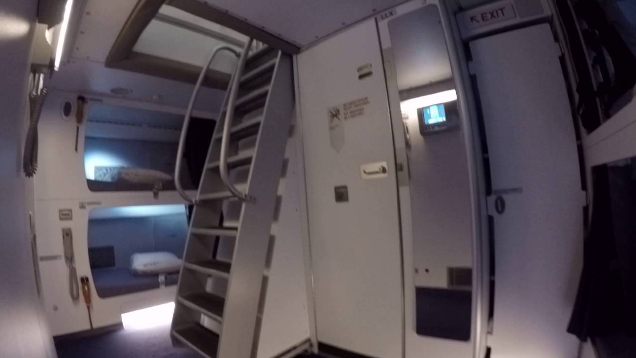 Lufthansa A380, Lower Deck Crew Rest