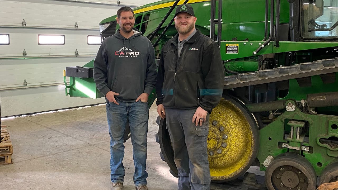 Let's inspect Millennial Farmer's 8320RT!