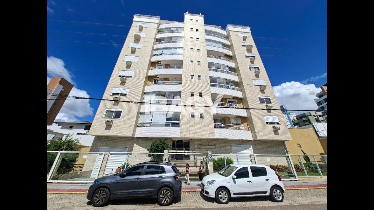 Apartamento com 04 dormitórios no bairro: Balneário