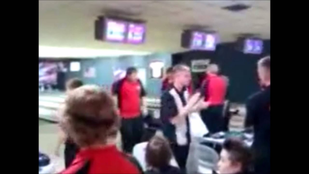 Bryce Barrett 300 game 12-19-09 Cobra Lanes