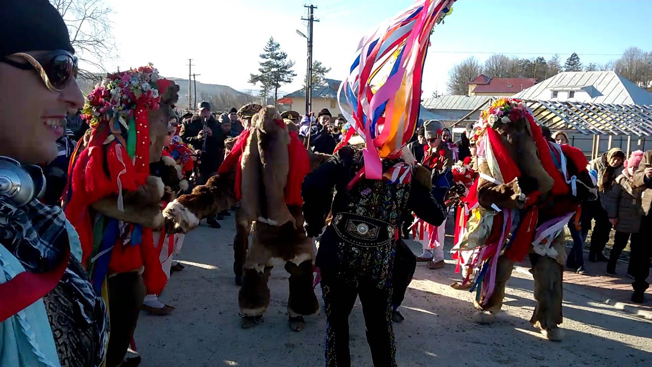 Obiceiuri Anul Nou Sat.Cosula 31.12.2015-2016