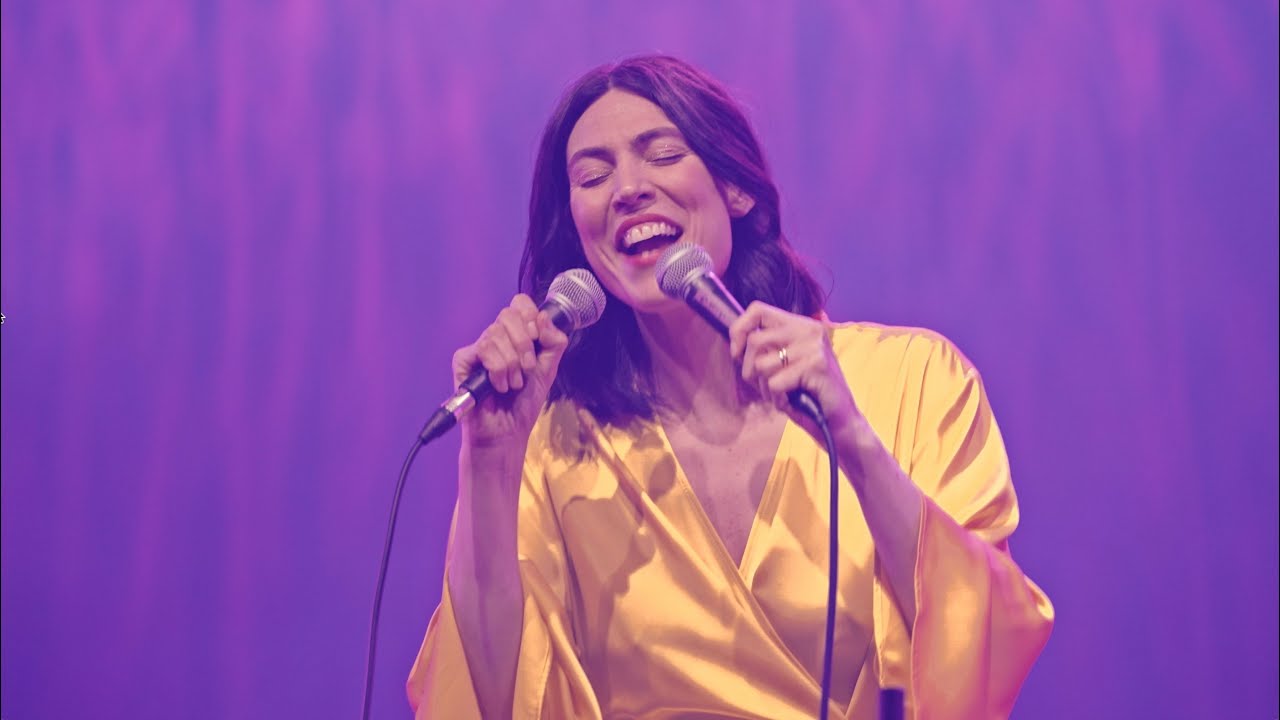 Georgia Fields & Andromeda Quartet – “Silver & Gold” (Phia Exiner cover) – Live at Northcote Theatre