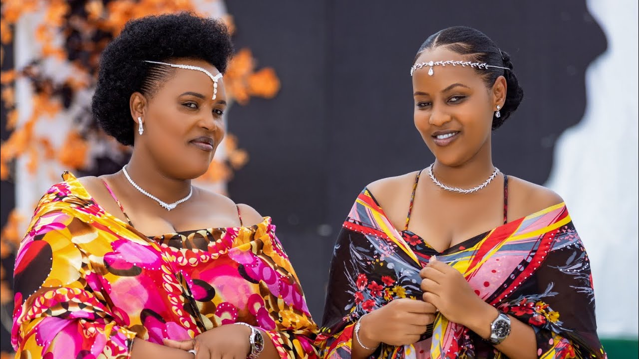 Okuhingira Beatrice and Scovia #bahima #kuhingira #giveaway