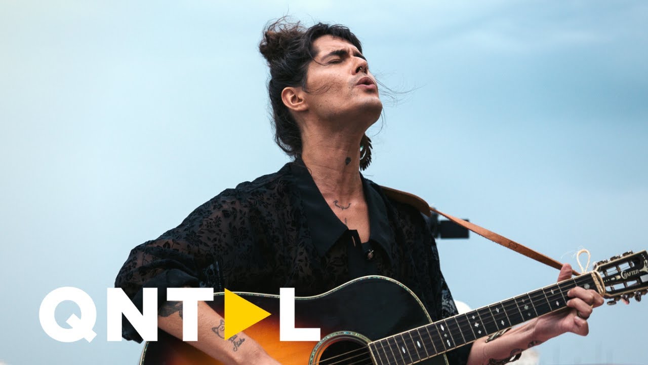 Filipe Catto - Lua Deserta | Quintal Sessions